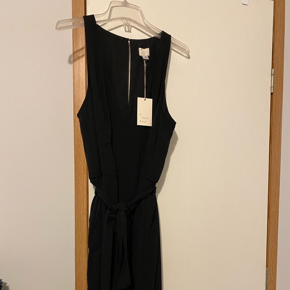 Wide leg jumpsuit with pockets